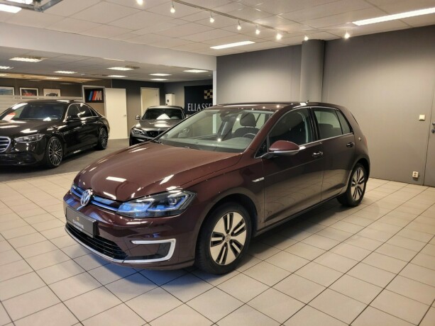 volkswagen-golf-elektrisitet-2018-big-6