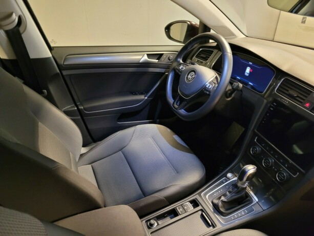 volkswagen-golf-elektrisitet-2018-big-14