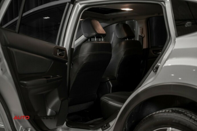 subaru-xv-diesel-2013-big-15