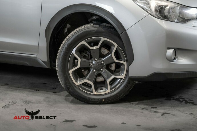subaru-xv-diesel-2013-big-2