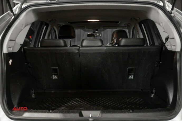 subaru-xv-diesel-2013-big-10