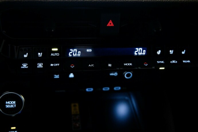 toyota-land-cruiser-diesel-2025-big-16