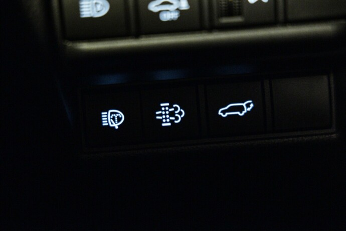 toyota-land-cruiser-diesel-2025-big-21