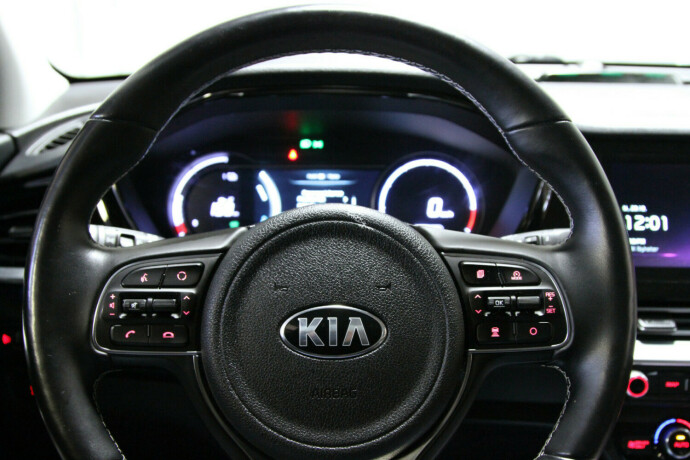 kia-e-niro-elektrisitet-2021-big-11