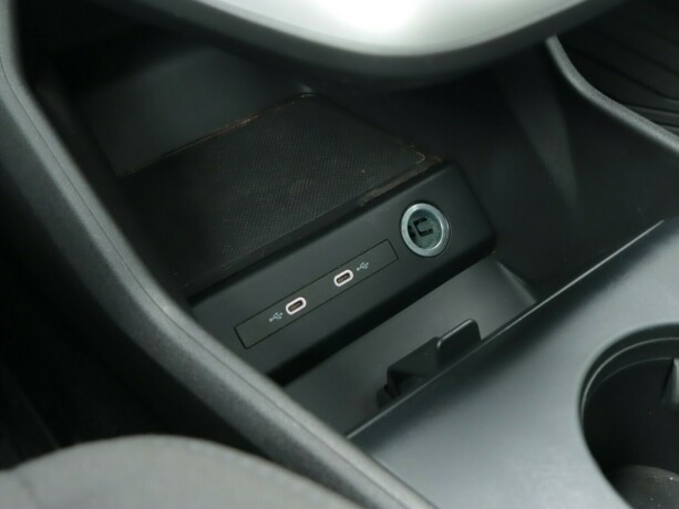 audi-q4-e-tron-elektrisitet-2022-big-24