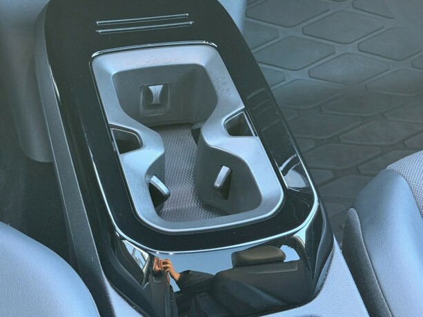 volkswagen-id4-gtx-elektrisitet-2022-big-10