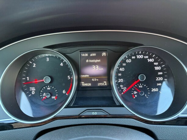 volkswagen-passat-diesel-2016-big-18