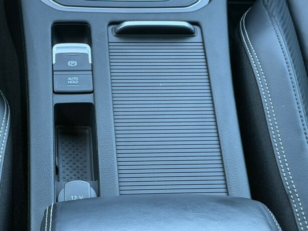 volkswagen-passat-diesel-2016-big-12