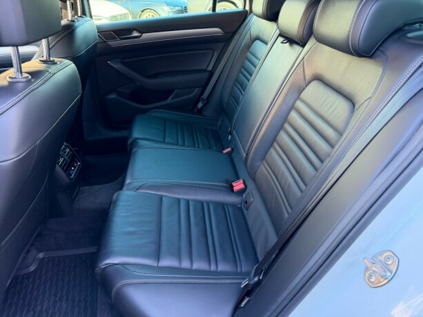 volkswagen-passat-diesel-2016-big-15