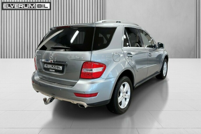 mercedes-benz-m-klasse-diesel-2011-big-8