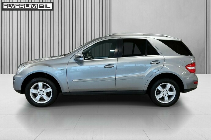 mercedes-benz-m-klasse-diesel-2011-big-3