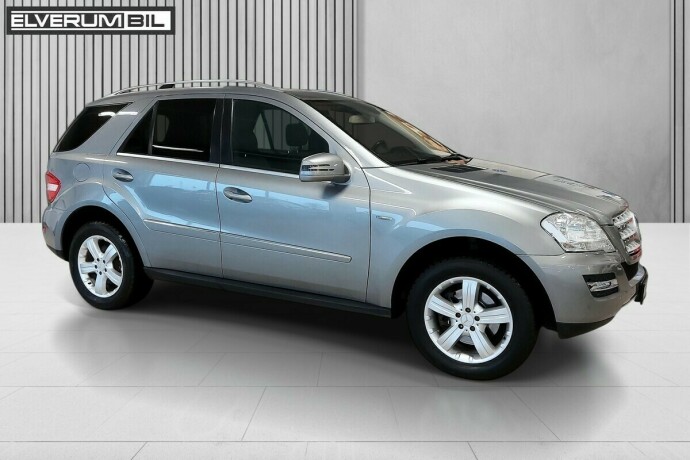 mercedes-benz-m-klasse-diesel-2011-big-12