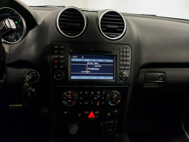 mercedes-benz-m-klasse-diesel-2011-big-31