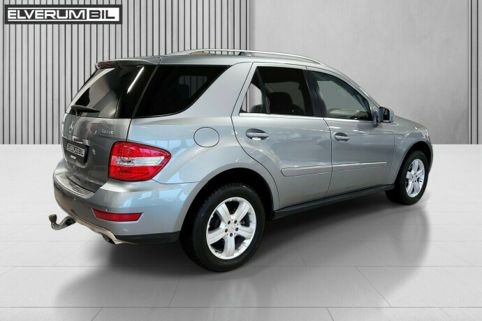 mercedes-benz-m-klasse-diesel-2011-big-9