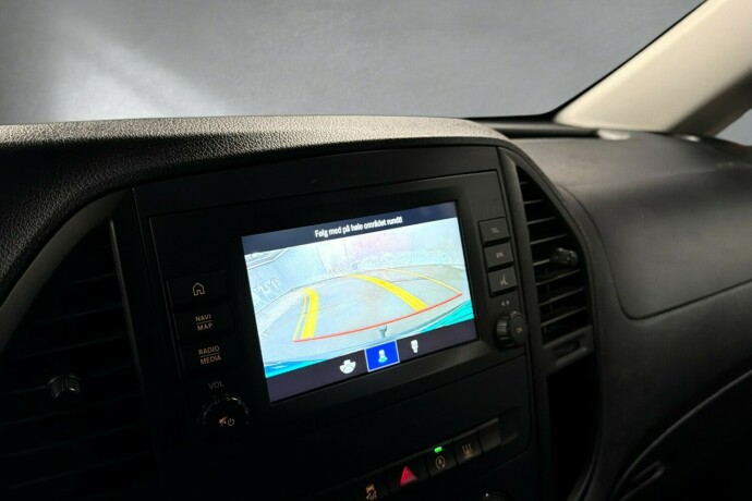 mercedes-benz-vito-diesel-2022-big-12