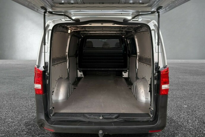 mercedes-benz-vito-diesel-2022-big-16