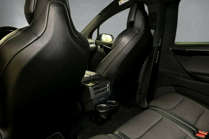 tesla-model-x-elektrisitet-2017-big-15