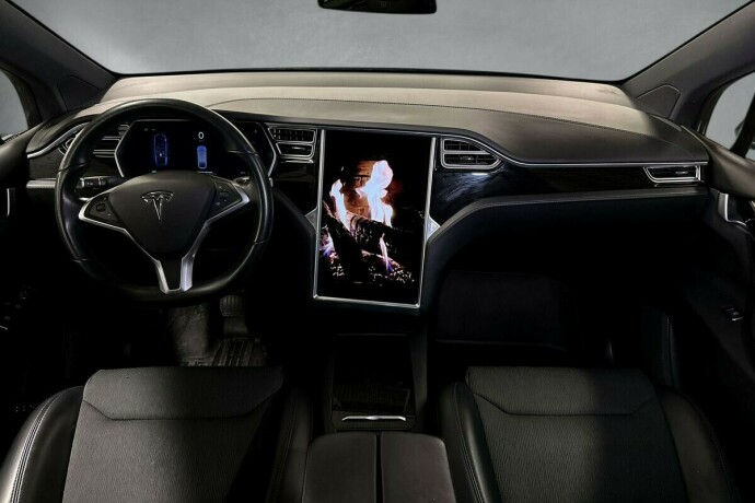 tesla-model-x-elektrisitet-2017-big-9