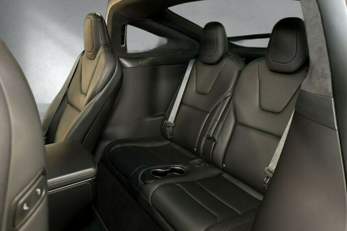 tesla-model-x-elektrisitet-2018-big-15