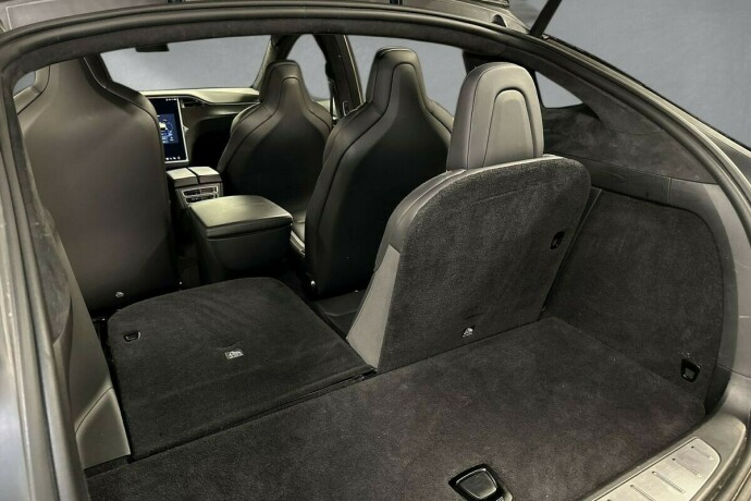 tesla-model-x-elektrisitet-2018-big-16