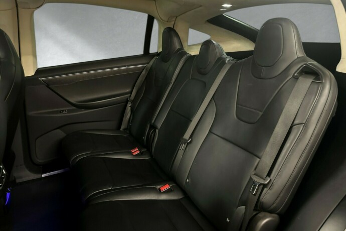 tesla-model-x-elektrisitet-2017-big-13