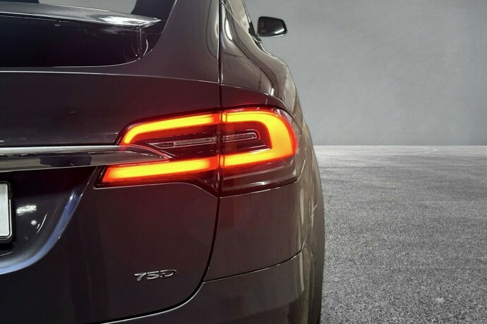 tesla-model-x-elektrisitet-2017-big-10