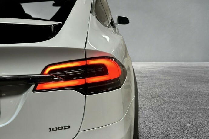 tesla-model-x-elektrisitet-2019-big-10