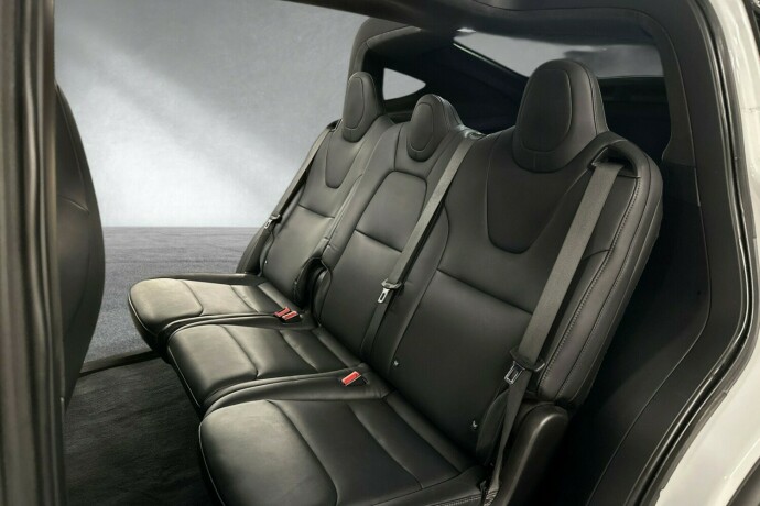 tesla-model-x-elektrisitet-2019-big-16