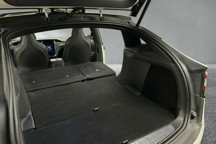 tesla-model-x-elektrisitet-2019-big-18