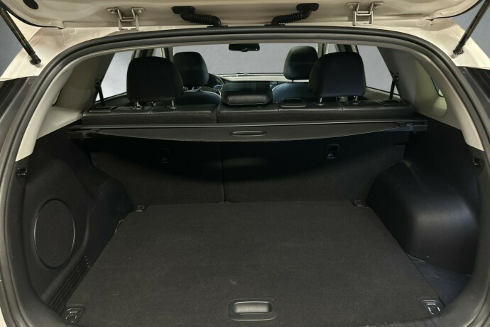 kia-e-niro-elektrisitet-2021-big-17