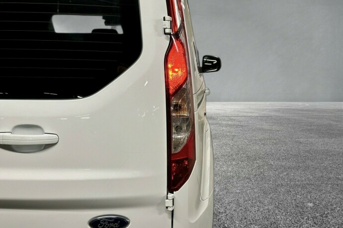 ford-transit-connect-diesel-2021-big-9