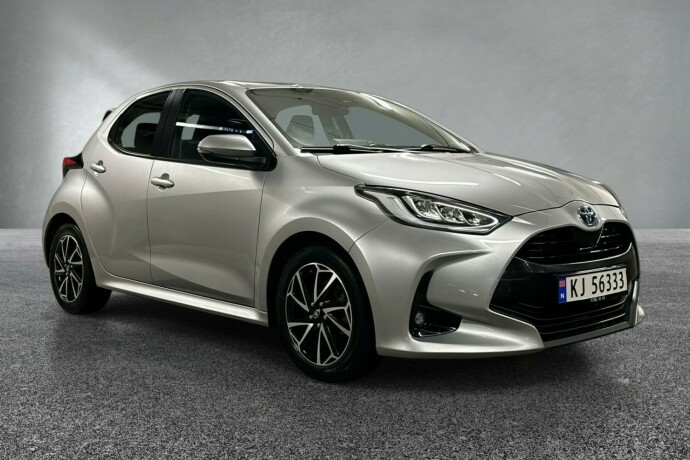 toyota-yaris-elektrisitetbensin-2022-big-6