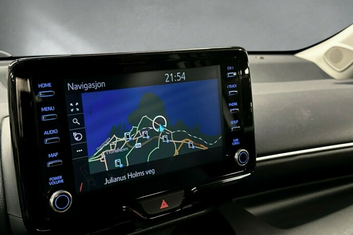 toyota-yaris-elektrisitetbensin-2022-big-13