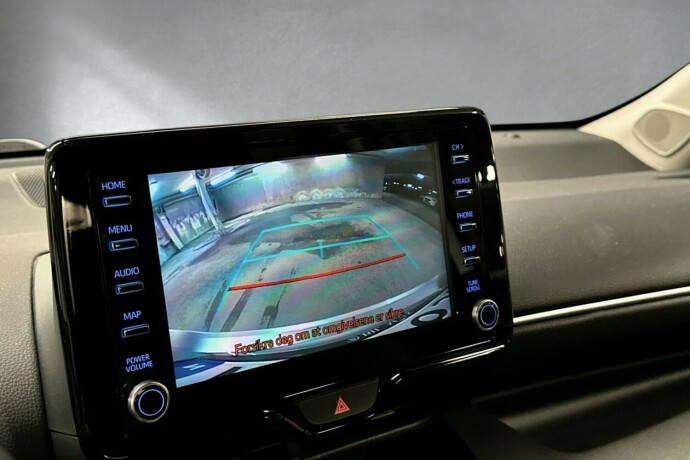 toyota-yaris-elektrisitetbensin-2022-big-14