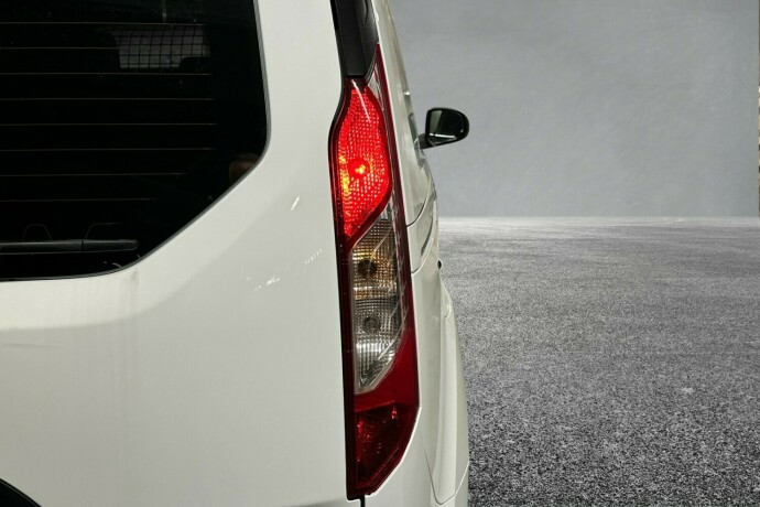 ford-transit-connect-diesel-2022-big-9