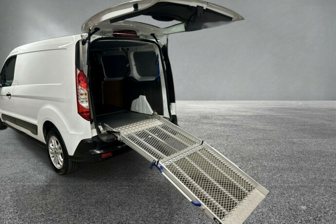 ford-transit-connect-diesel-2022-big-17