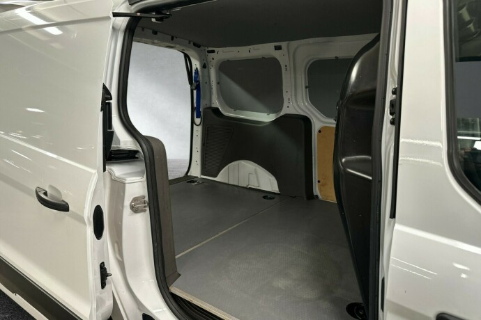 ford-transit-connect-diesel-2022-big-14