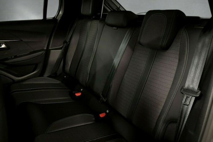 peugeot-208-elektrisitet-2021-big-15