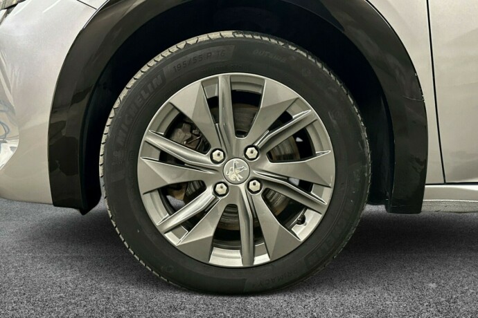 peugeot-208-elektrisitet-2021-big-19