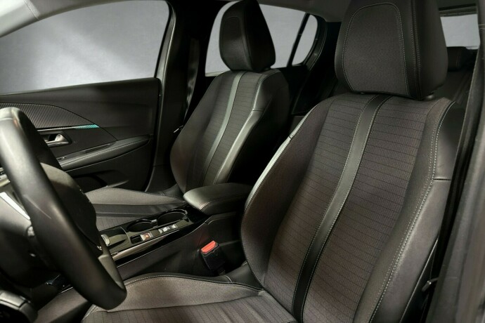 peugeot-208-elektrisitet-2021-big-14