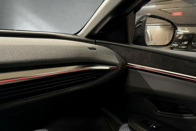 renault-megane-elektrisitet-2022-big-17