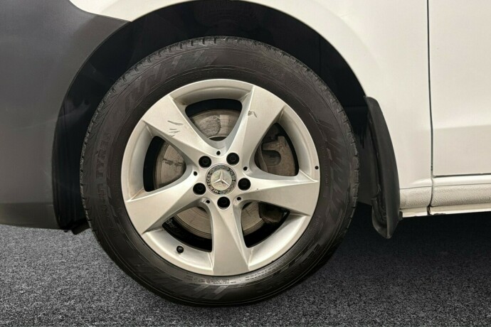 mercedes-benz-vito-diesel-2018-big-19