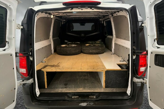 mercedes-benz-vito-diesel-2018-big-14
