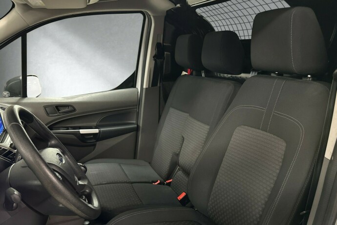 ford-transit-connect-diesel-2022-big-13