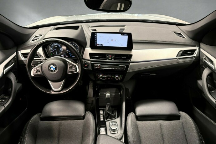 bmw-x1-elektrisitetbensin-2022-big-10