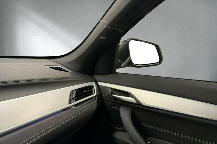 bmw-x1-elektrisitetbensin-2022-big-14