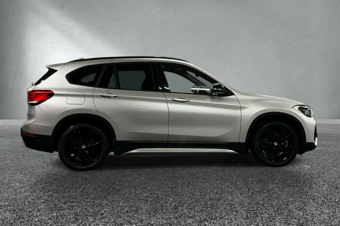 bmw-x1-elektrisitetbensin-2022-big-5