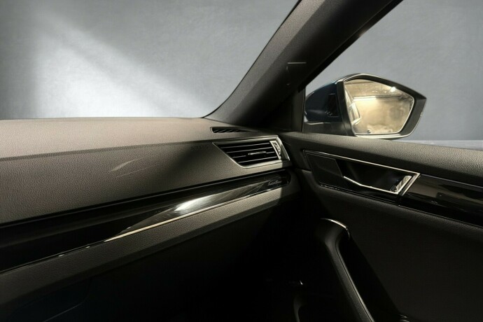 skoda-superb-diesel-2022-big-14