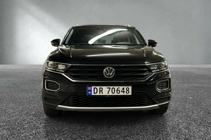 volkswagen-t-roc-bensin-2019-big-7