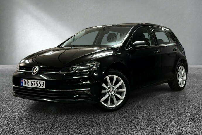 volkswagen-golf-bensin-2019-big-0